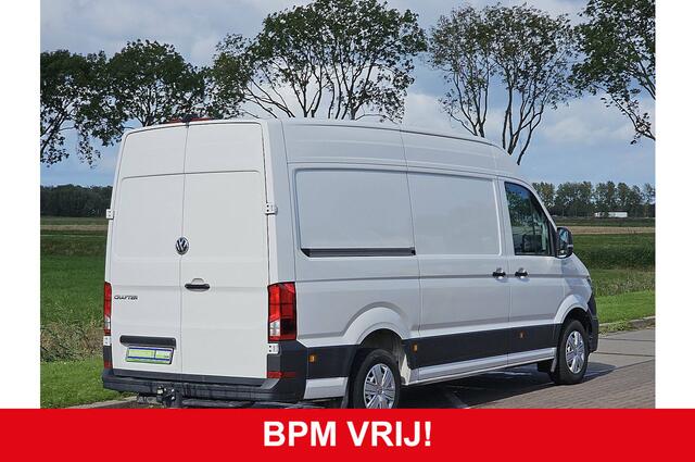 Volkswagen CRAFTER 35 2.0 TDI L3H3 40Pk Airco Automaat Trekhaak Camera Euro6 CarPlay!