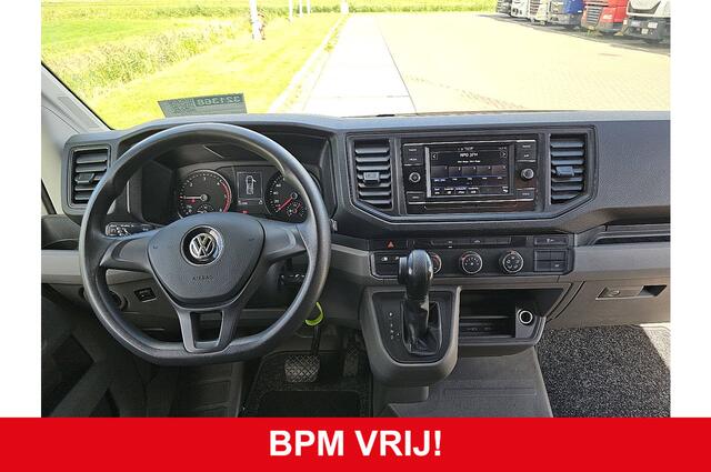 Volkswagen CRAFTER 35 2.0 TDI L3H3 40Pk Airco Automaat Trekhaak Camera Euro6 CarPlay!