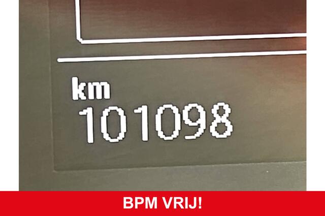 Volkswagen CRAFTER 35 2.0 TDI L3H3 40Pk Airco Automaat Trekhaak Camera Euro6 CarPlay!