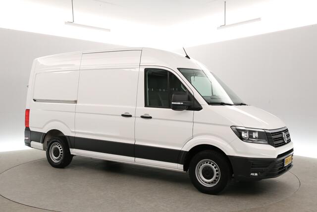 Volkswagen CRAFTER 35 2.0 TDI L3H3 | 140PK | 3000kg Trekhaak | Airco | Cruise | 3-Zits | Camera | Carplay | Parkeersens.