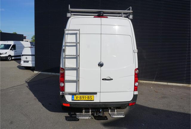 Volkswagen CRAFTER 35 | 2.0 TDI | L2H2 | Airco | Cruise | Camera | Trekhaak | Imperiaal | Stoelverwarming