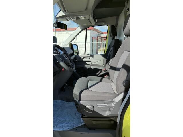 Volkswagen CRAFTER Ambulance TWEE OP VOORRAAD!