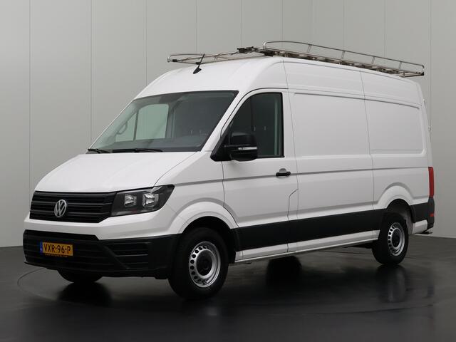 Volkswagen CRAFTER 2.0TDI L3H3 | Kastinrichting | Imperiaal | Trekhaak | Navigatie | Airco | Cruise | 3-Persoons | Betimmering