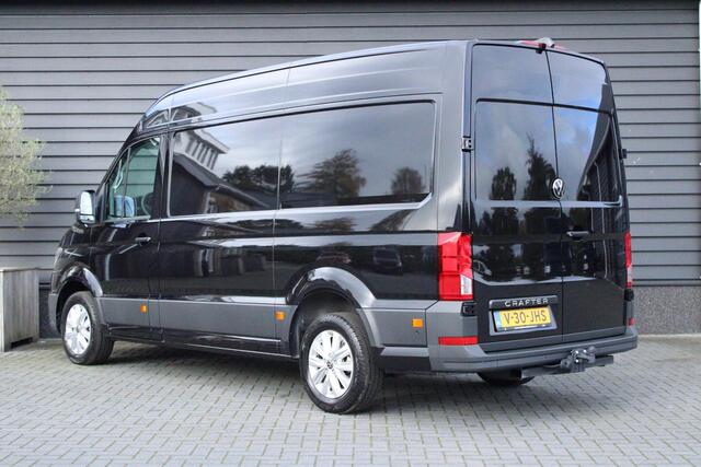 Volkswagen CRAFTER 30 2.0 TDI 140pk DSG L3H3 Exclusive BPM vrij! Betimmering Trekhaak Camera Led Virtual Cockpit Navigatie
