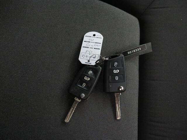 Volkswagen CRAFTER 2.0TDI 140PK L3H2 Highline | Navigatie | Camera | Airco | Cruise | Betimmering