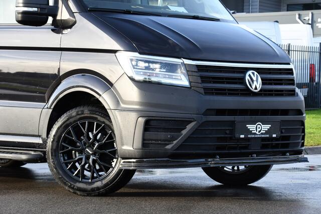 Volkswagen CRAFTER 35 2.0 TDI L3H2 Black Edition Camera, Carplay, Stoelverwarming, LED, Trekhaak, Sensoren, multimedia, Automaat, Uniek!