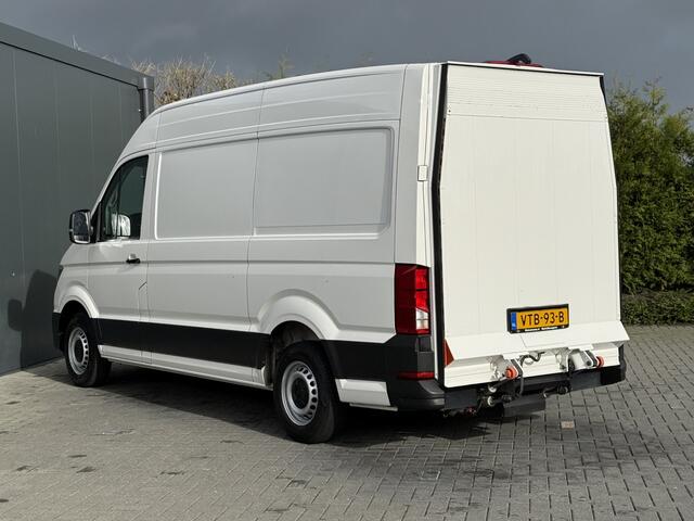 Volkswagen CRAFTER 35 2.0 TDI HIGHLINE+ / L3H3 / 750 KG DHOLLANDIA HYDR. LAADKLEP / AIRCO / CRUISE / NAVI / CAMERA / CARPLAY