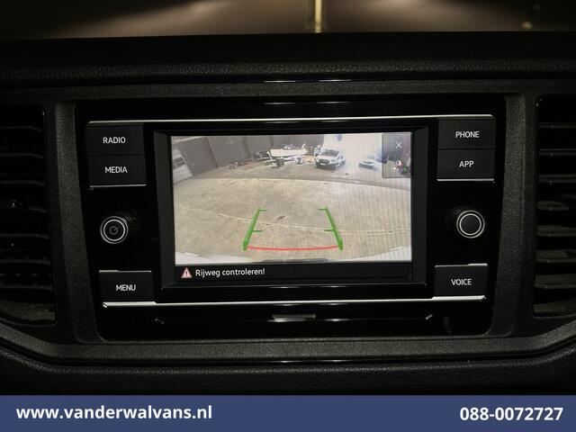 Volkswagen CRAFTER 2.0 TDI 141pk L3H3 L2H2 Euro6 Airco | Camera | Apple Carplay | Android Auto | Cruisecontrol | Massagestoel Chauffeursstoel