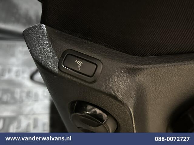 Volkswagen CRAFTER 2.0 TDI 141pk L3H3 L2H2 Euro6 Airco | Camera | Apple Carplay | Android Auto | Cruisecontrol Massagestoel, Chauffeursstoel