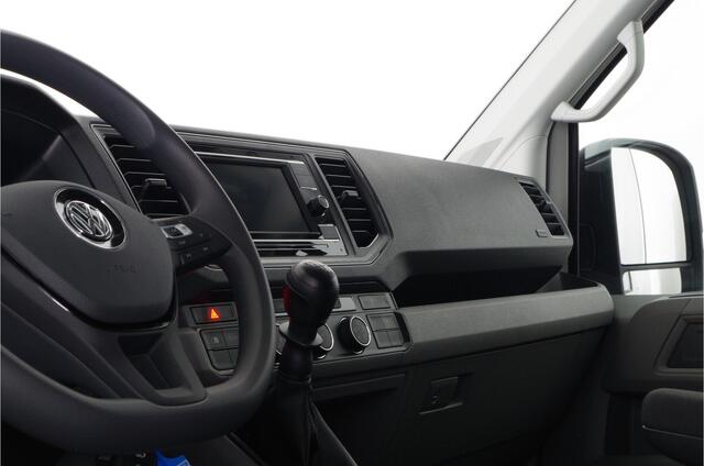 Volkswagen CRAFTER 35t 2.0 TDI L3H2 > BPM vrij!\Camera/cruise control/Apple Carplay/Android Auto/parkeersensor voor en achter Lease ook mogelijk!