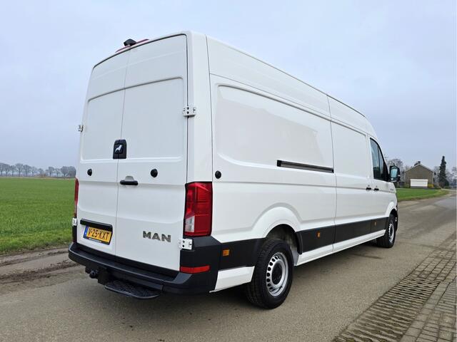 Volkswagen CRAFTER 35 2.0 TDI L4 H3 - MAN TGE - - 140 Pk - Euro 6 - Airco - Cruise Control