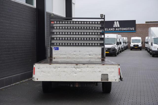 Volkswagen CRAFTER 2.0 TDI 177PK L4 DC Openlaadbak EURO 6 - Airco - Cruise - Camera - ¤23.900,- Excl.