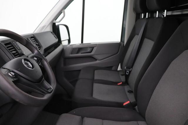 Volkswagen CRAFTER 30 2.0 TDI L3H3 Highline | Automaat | 3P | Trekhaak | Camera | DAB