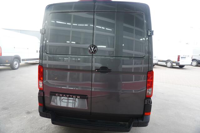 Volkswagen CRAFTER 35 2.0 TDI 177PK L3H2 Facelift Automaat nr. V130 | Airco | Cruise | Navi | Camera
