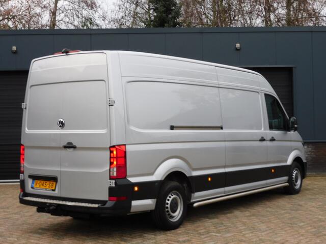 Volkswagen CRAFTER 35 2.0 TDI L4H3 DC HIGHLINE AUTOMAAT CARPLAY/ANDROID! ACHTERUITRIJCAM! CRUISE! AIRCO! TREKHAAK!