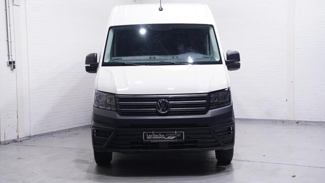 Volkswagen CRAFTER 2.0 TDI 102 pk L3H3 Navi, Trekhaak 2.500 kg Apple Carplay, Laadruimte Pakket, PDC V+A, 3-Zits