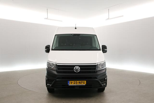 Volkswagen CRAFTER 35 2.0 TDI L4H3 | 177PK | 3000kg Trekgew. | Aut. | Airco | 3-Zits | Carplay | Trekh. | Camera | Parkeersens.