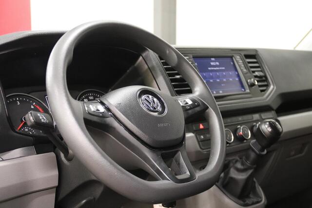 Volkswagen CRAFTER 35 2.0 TDI 140PK L3H3 EURO 6 3000KG trekvermogen Volkswagen Crafter 35 2.0 TDI 140PK L3H3 (oude L2H2) EURO 6