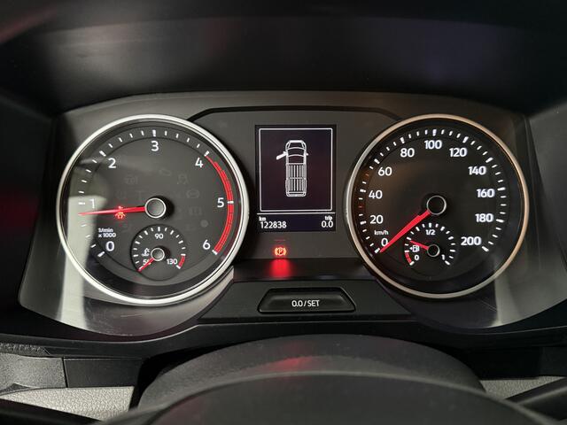 Volkswagen CRAFTER 2.0TDI 140PK L4H3 Dubbele Cabine | 6-Persoons | Navigatie | Camera | 3000Kg Trekhaak | Airco | Cruise