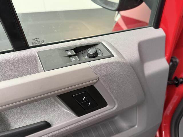 Volkswagen CRAFTER 2.0TDI 140PK Bakwagen+Laadklep (Model2025) | Navigatie | Camera | Airco | Cruise | Dakspoiler | zijdeur