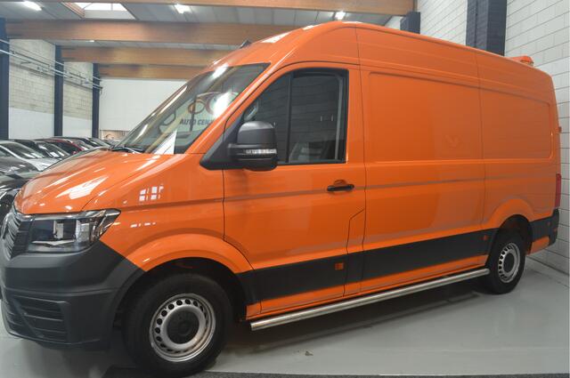 Volkswagen CRAFTER 35 2.0 TDI L3H3 Highline // 181.000 km // AIRCO // CRUISE // CARPLAY // CAMERA // ZWAAILAMP // TREKHAAK //
