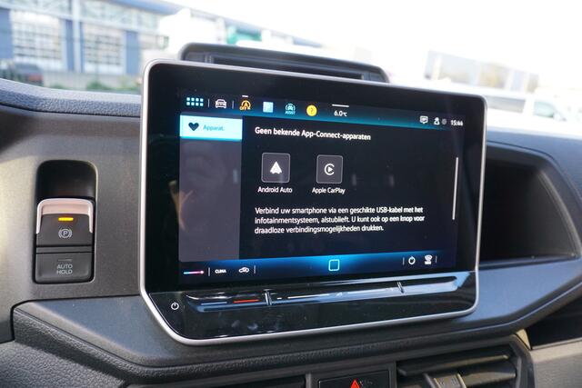 Volkswagen CRAFTER 35 177pk L4H3/L3H2 Facelift Apple Carplay Camera Airco 3-Zits