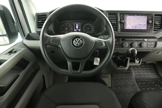 Volkswagen CRAFTER 2.0 TDI 177PK L3H2 | DC | 6-Zits | 3000kg Trekgew. | Trekh. | Airco | Cruise | Carplay | Parkeersens. | Navi