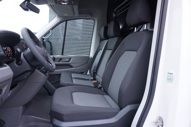 Volkswagen CRAFTER 35 140pk L3H3/L2H2 Facelift Apple Carplay Digitaal Dashboard Cruise control Stoelverwarming