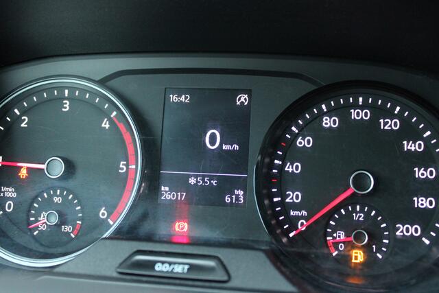 Volkswagen CRAFTER D.C. 35 2.0 TDI 140PK L3H2 |LED|TREKHAAK|CAMERA|APP-CONNECT|