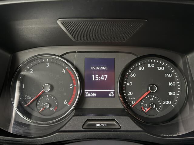 Volkswagen CRAFTER 2.0TDI 140PK Automaat L3H3 | Laadklep | Laadlift | Camera | Airco | Cruise