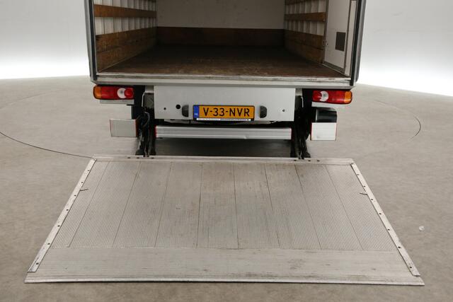 Volkswagen CRAFTER 35 2.0 TDI | Bakwagen | Laadklep | Zijdeur | Laadbak | Airco | 3 Zits | Carplay | Navi