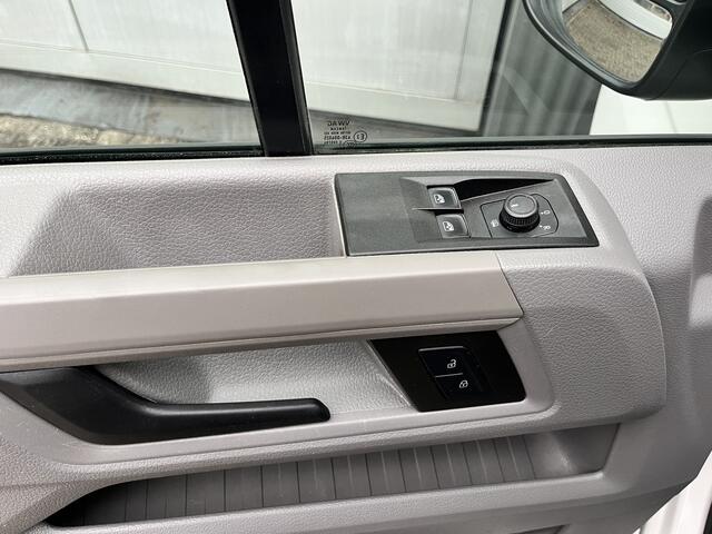 Volkswagen CRAFTER 35 2.0 TDI DC Open laadbak Airco Cruise controle Pick-up Euro 6 Parkeerhulp achter evt 3000kg trekgewicht 6 persoons p-up bakwagen open laadbak Pritsche