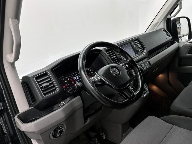 Volkswagen CRAFTER 30 2.0 TDI L3H3 177pk Led Adaptieve cruisecontrol Navigatie Imperiaal Camera Lichtmetaal Trekhaak