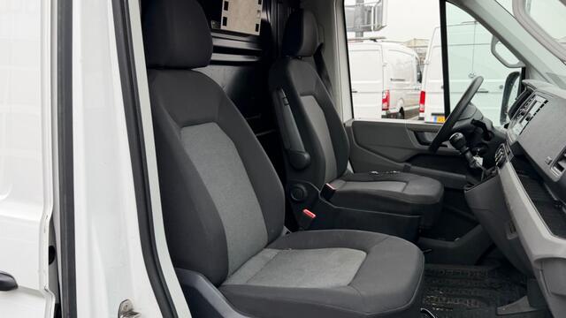 Volkswagen CRAFTER 2.0 TDI 75KW 102PK L3H3 EURO 6 AIRCO/ CRUISE CONTROL/ NAVIGATIE/ CAMERA/ 100% DEALERONDERHOUDEN