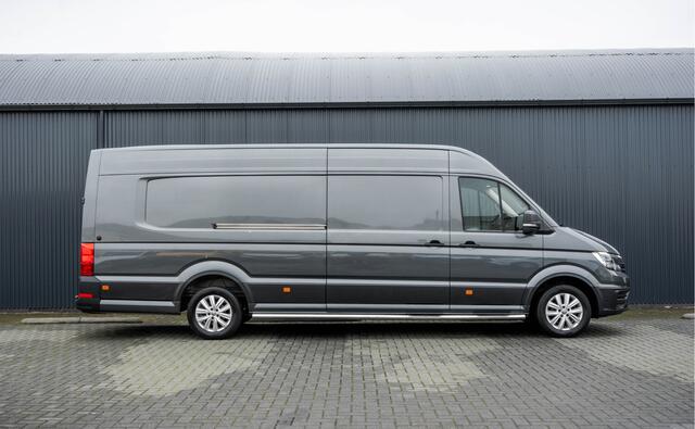 Volkswagen CRAFTER 35 2.0 TDI L5H3 Highline | 177PK | Stoelmassage | LED | Camera | Automaat | Carplay | Cruise | Navi | Airco | Trekhaak | Stoelmasssage