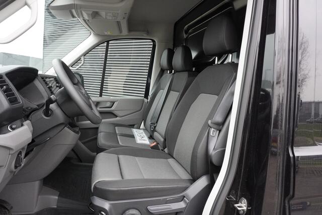 Volkswagen CRAFTER 180pk Automaat L3H3/L2H2 Navigatie Camera Apple Carplay LED Stoelverwarming