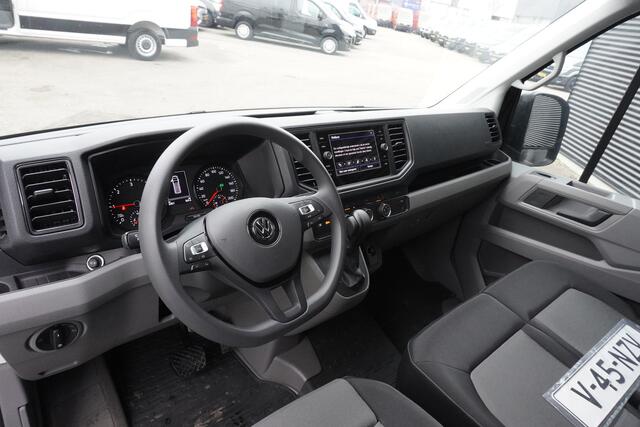 Volkswagen CRAFTER 180pk Automaat L3H3/L2H2 Navigatie Camera Apple Carplay LED Stoelverwarming