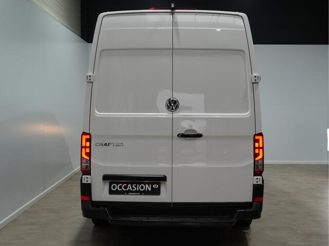 Volkswagen CRAFTER 35 2.0 TDI 140pk DSG L3H3 Navigatie Camera comfort stoel Android/Carplay
