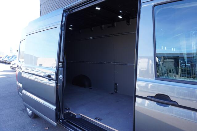 Volkswagen CRAFTER 35 177pk L4H3/L3H2 Facelift Apple Carplay Camera Parkeersensoren Laadruimte betimmering