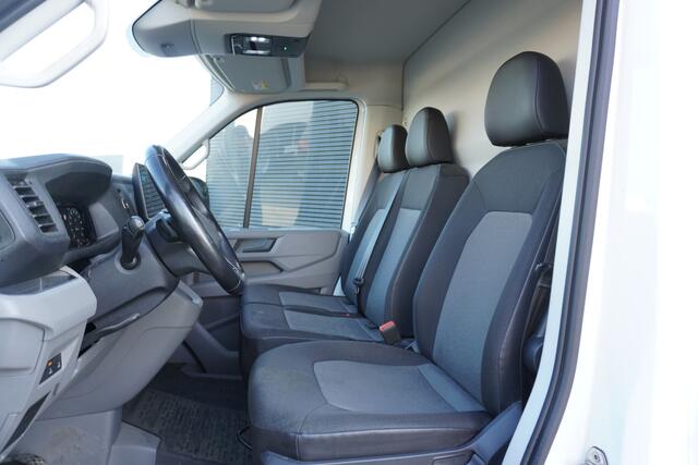 Volkswagen CRAFTER 35 140pk Automaat Facelift L4H3/L3H2 Apple Carplay Camera Cruise control Standkachel Stoelverwarming Airco