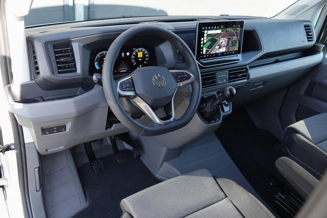 Volkswagen CRAFTER L3H2 | 2.0Tdi 177Pk | 35 | 3500Kg Trekgewicht | Stoel-Stoel | Achteruitrijcamera | 10.4'' Display | Trekhaak | Candy White