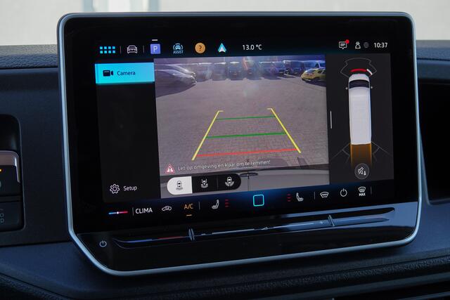 Volkswagen CRAFTER L3H2 | 2.0Tdi 177Pk | 35 | 3500Kg Trekgewicht | Stoel-Stoel | Achteruitrijcamera | 10.4'' Display | Trekhaak | Candy White