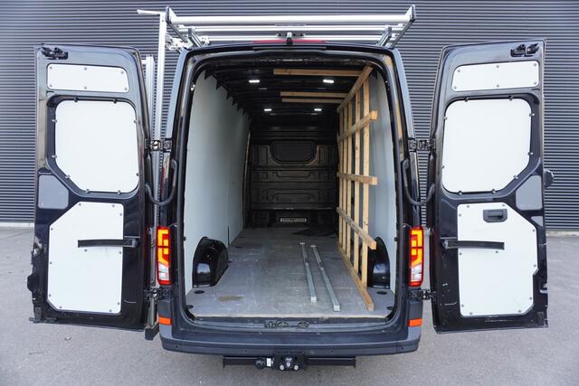 Volkswagen CRAFTER 35 180pk Automaat L4H3/L3H2 Glasresteel Imperiaal Trekhaak Navigatie Apple Carplay LED Parkeersensoren