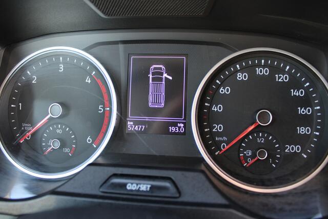 Volkswagen CRAFTER 35 2.0 TDI 140PK L3H3 Highline |IMPERIAAL|TREKHAAK|APP-CONNECT|