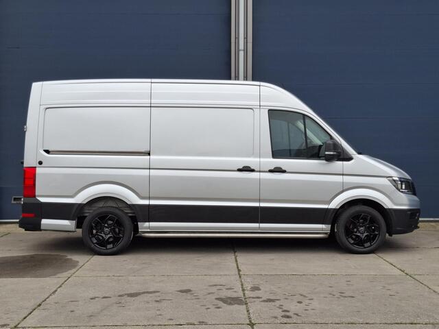 Volkswagen CRAFTER 35 2.0 TDI L3H3 Comfortline AIRCO / CRUISE CONTROLE / TREKHAAK / 3 ZITS / NAVI / CARPLAY