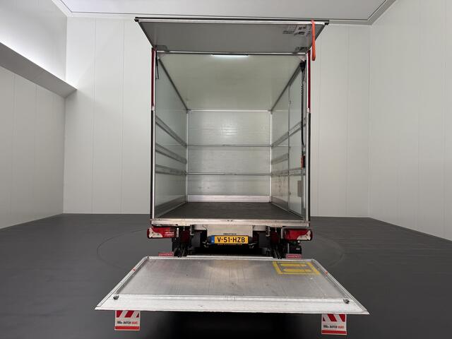 Volkswagen CRAFTER 2.0TDI 140PK Bakwagen+Laadklep | Fabrieksgarantie | Navigatie | Camera | Airco | Cruise | Dakspoiler | zijdeur