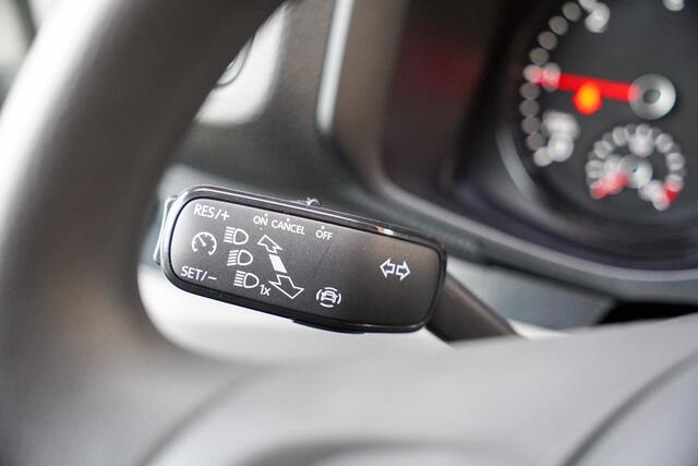 Volkswagen CRAFTER 35 2.0 TDI 140PK Automaat L4H3 NAVI Cruise Control