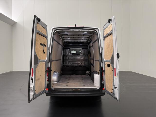 Volkswagen CRAFTER 2.0TDI 177PK DSG Automaat L3H3 | Standkachel | Navigatie | Camera | Airco | Cruise | 3-Zits