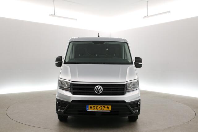 Volkswagen CRAFTER 2.0 TDI 140PK L3H2 | Airco | Cruise | Carplay | 3 Zits | Parkeersens. | Navi