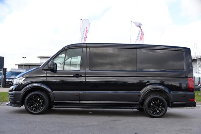 Volkswagen CRAFTER 35 2.0 TDI L3H2 DC Black Edition Cruise, Camera, Carplay, LED, Clima, Voorruit verwarming, Automaat, 7 Zits, Uniek!